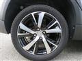 PEUGEOT 2008 (2013) BlueHDi 120 EAT6 S&S Allure