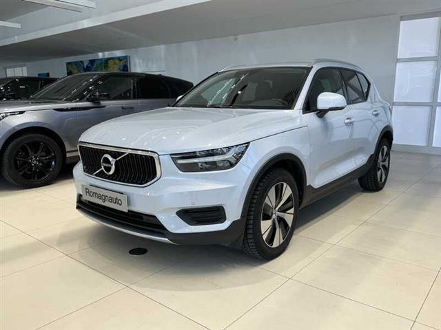 VOLVO XC40 D3 Geartronic Momentum Pro