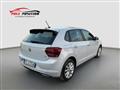 VOLKSWAGEN Polo 5p 1.0 tgi Highline 90cv R-Line