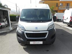 PEUGEOT BOXER 330 2.2 BlueHDi 140 S&S PC-TM Furgone