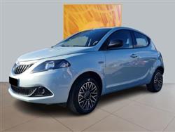 LANCIA YPSILON 1.0 MY24 Hybrid Platino