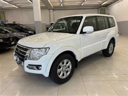 MITSUBISHI PAJERO 3.2 DI-D 16V aut. 5p. Intense DPF