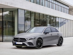 MERCEDES CLASSE A 250 e eq-power Premium auto