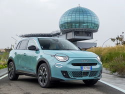 FIAT 600 HYBRID Hybrid DCT MHEV tua da ?239,00 mensili