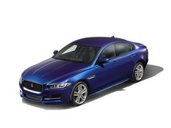 JAGUAR XE 2.0 D 180 CV aut. R-Sport