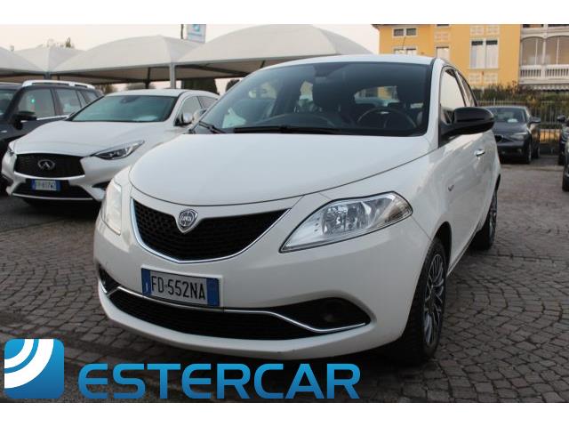 LANCIA YPSILON 1.2 69CV 5 porte Gold NEOPATENTATI