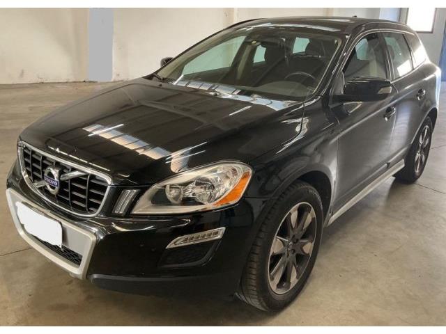 VOLVO XC60 D3  Kinetic