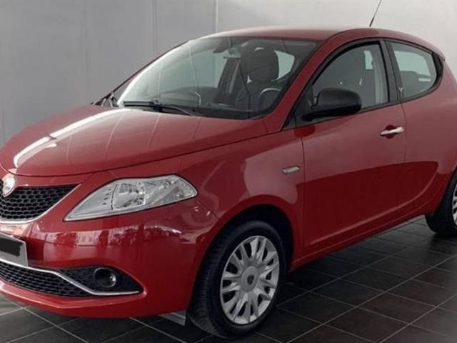 LANCIA YPSILON 1.2 69 CV 5 porte Silver