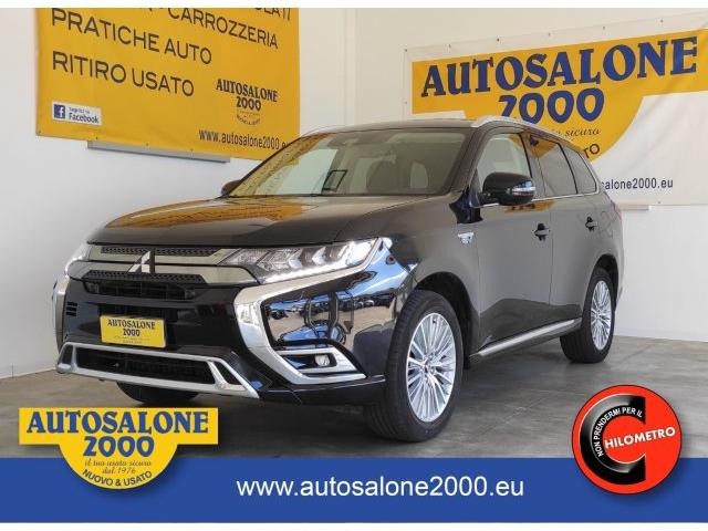 MITSUBISHI OUTLANDER 2.4 MIVEC 4WD PHEV Instyle Plus SDA