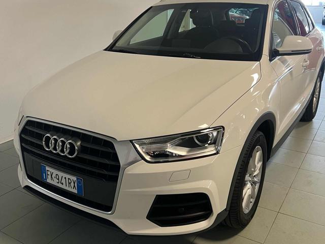 AUDI Q3 2.0 TDI 120 CV Business