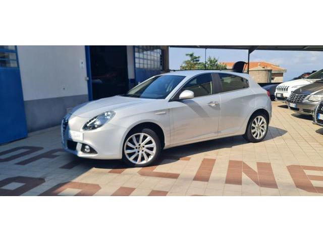 ALFA ROMEO GIULIETTA 2.0 JTDm-2 150 CV Exclusive Bose Perla*Gar24mAlfa*