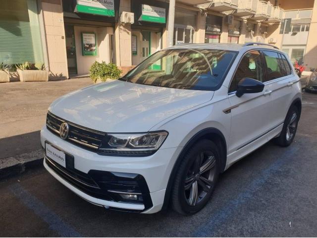 VOLKSWAGEN Tiguan 2.0 tdi Advanced R-Line Exterior Pack 150cv dsg