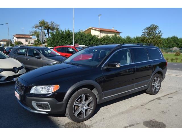 VOLVO XC70 D5 AWD Summum