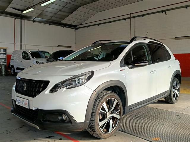 PEUGEOT 2008 (2013) BlueHDi 100 GT Line