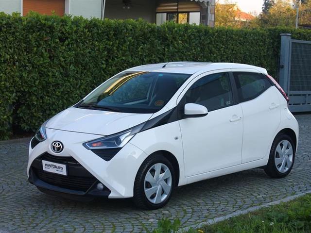 TOYOTA AYGO 1.0 VVT-i 72 CV 5 porte x-business