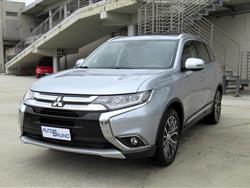 MITSUBISHI OUTLANDER 2.2 DI-D 4WD Intense