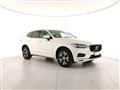 VOLVO XC60 B4 (d) AWD Geartronic Momentum Pro