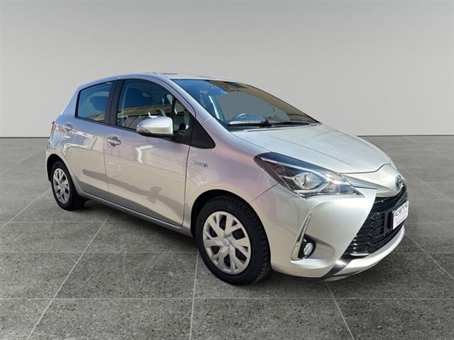 TOYOTA YARIS 1.5 Hybrid 5 porte Business