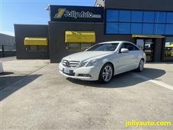 MERCEDES CLASSE E COUPE CGI Coupé BlueEFFICIENCY Avantgarde