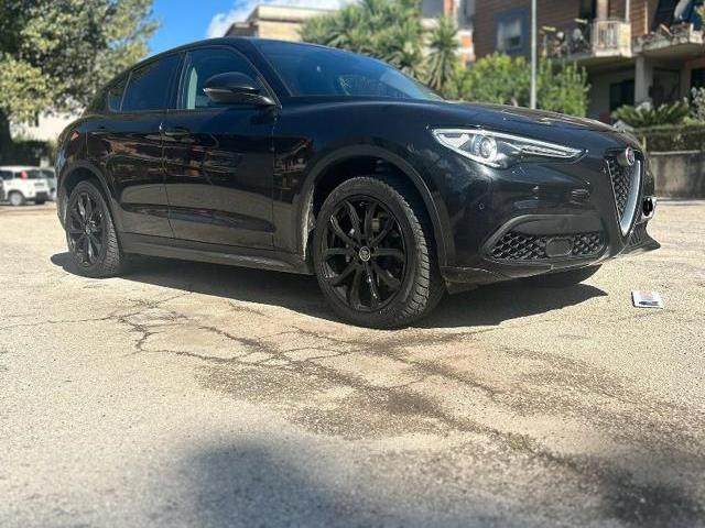 ALFA ROMEO STELVIO 2.0 Turbo 200 CV AT8 Q4 Executive