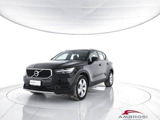 VOLVO XC40 T2 Momentum