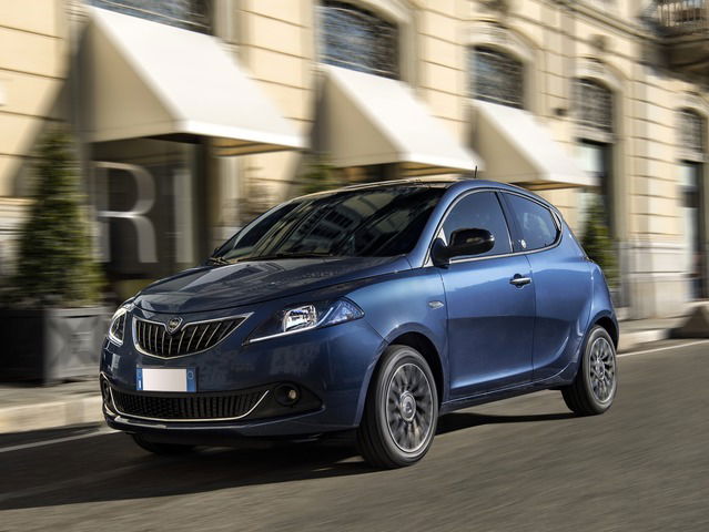 LANCIA YPSILON LANCIA YPSILON SILVER HYBRID 1.0 70 CV