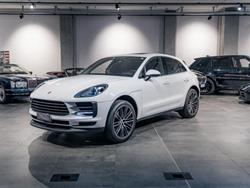 PORSCHE MACAN 2.0