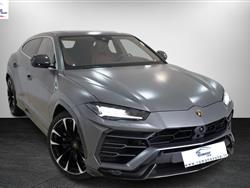 LAMBORGHINI Urus 4.0