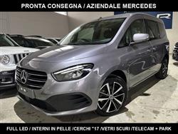 MERCEDES CLASSE T T 160d Sport LED/"17/PELLE/VETRI SCURI/PARK+TELEC.