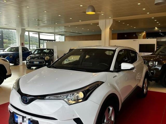 TOYOTA C-HR 1.8 Hybrid E-CVT Active