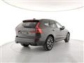 VOLVO XC60 B4 (d) automatico Plus Dark - Autocarro