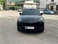 PORSCHE MACAN 2.0 Total black Pdk