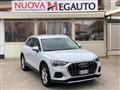 AUDI Q3 35 TDI quattro Business Advanced