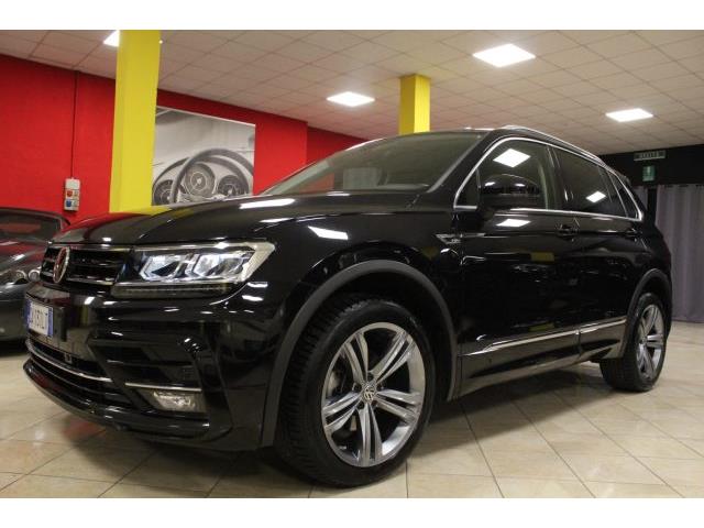 VOLKSWAGEN TIGUAN 2.0 TDI R LINE 4x4 DSG 4MOTION uni.proprietario