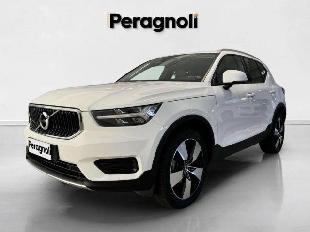 VOLVO XC40 D3 MOMENTUM