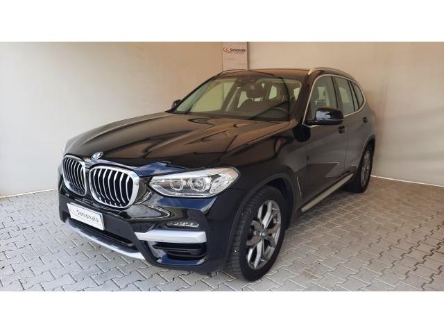 BMW X3 sDrive18d 48V xLine