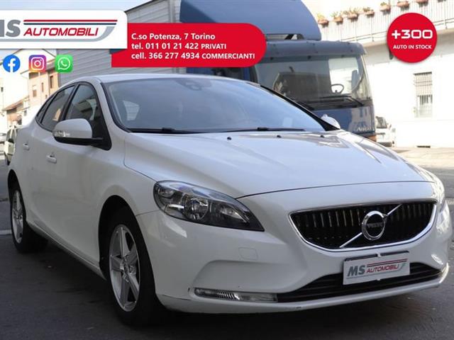 VOLVO V40 D2 Momentum