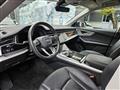 AUDI Q8 55 TFSI quattro tiptronic Sport