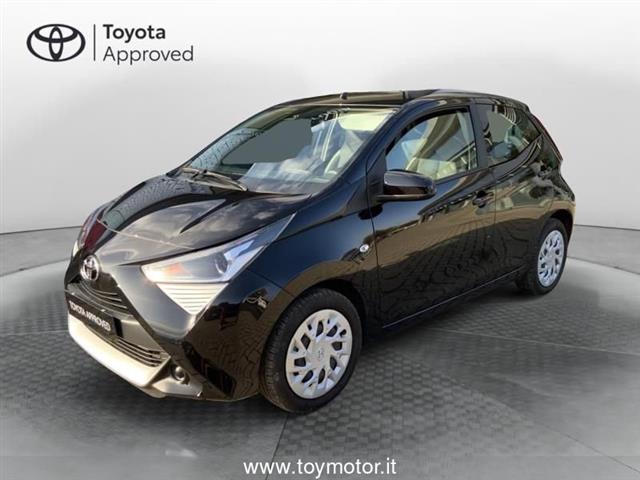 TOYOTA AYGO Connect 1.0 VVT-i 72 CV 5 porte x-play