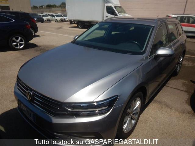 VOLKSWAGEN PASSAT Variant 2.0 TDI SCR EVO DSG Business