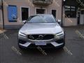 VOLVO V60 CROSS COUNTRY B4 (d) AWD Geartronic Business Pro