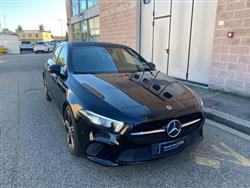 MERCEDES CLASSE A - W177 2018 A 180 d Sport Night edition auto