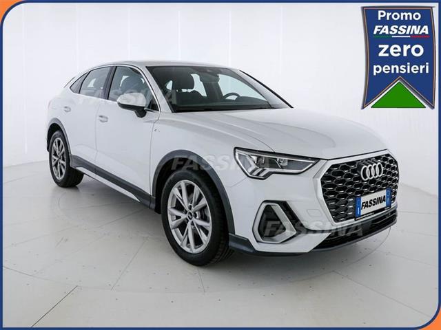 AUDI Q3 35 TFSI S line edition