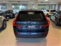 VOLVO XC60 B4 AWD Geartronic Momentum