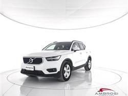 VOLVO XC40 D3 Momentum Pro