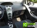 TOYOTA YARIS 1.3 VVTi 87CV - CAMBIO AUTOMATICO - PRENOTATA