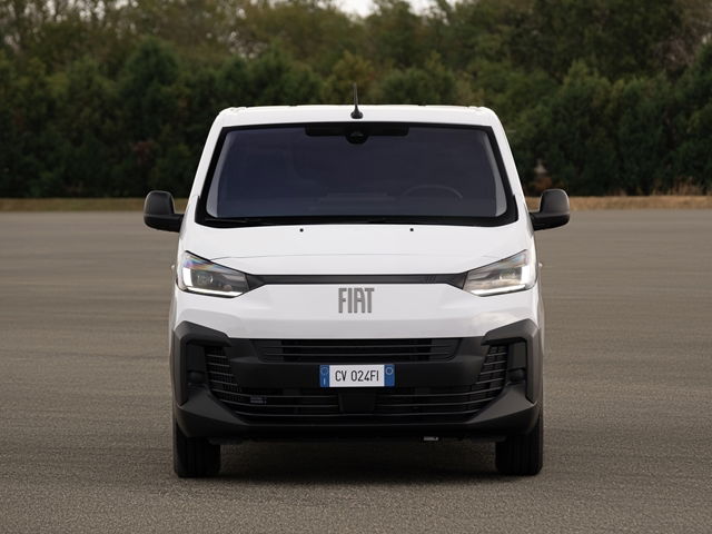 FIAT SCUDO L2H1 3POSTI BUSINESS BEV PaccoBatterie 50KW 230KM