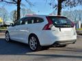 VOLVO V60 (2010) D5 Geartronic Momentum