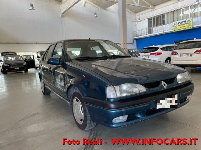 RENAULT 19 1.4i 80 cv cat 5 porte RT da collezione