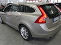 VOLVO V60 (2010) D4 Geartronic Summum